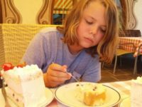 Canyoning für die Kids, Sachen packen für die Eltern (19. August) Canyoning für die Kids, Sachen packen für die Eltern (19. August)